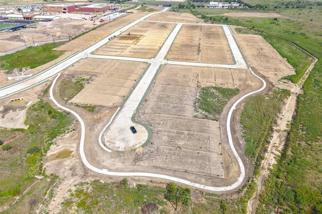 7018 Butterfield Drive, Sanger, TX 76266