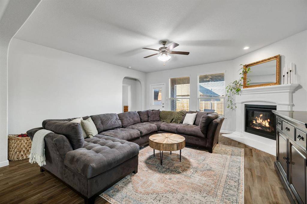 2405 Red Draw Road, Fort Worth, TX 76177