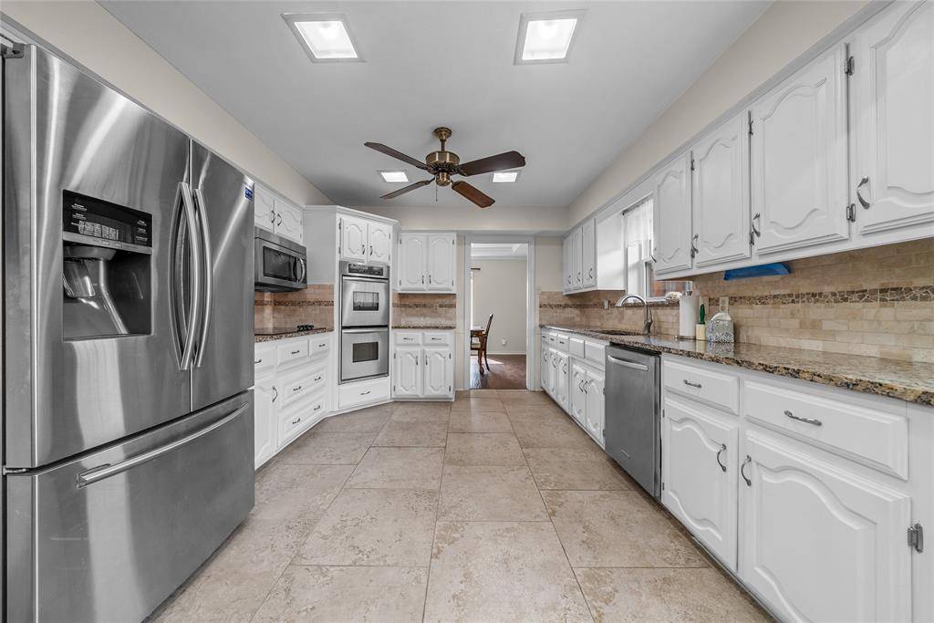 9727 Amberley Drive, Dallas, TX 75243