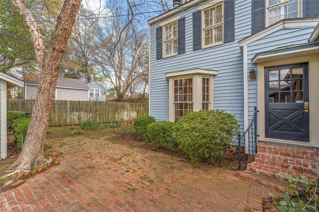 3810 Creswell Avenue, Shreveport, LA 71104