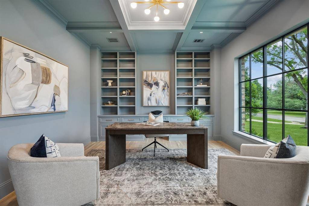 10128 Coppedge Lane, Dallas, TX 75229