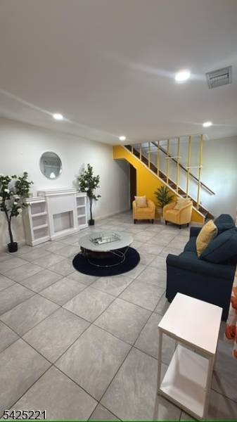 1777 Springtown Rd, Alpha Boro, NJ 08865