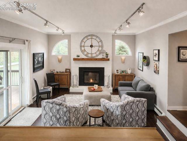 810 Broadview PL, Colorado Springs, CO 80904