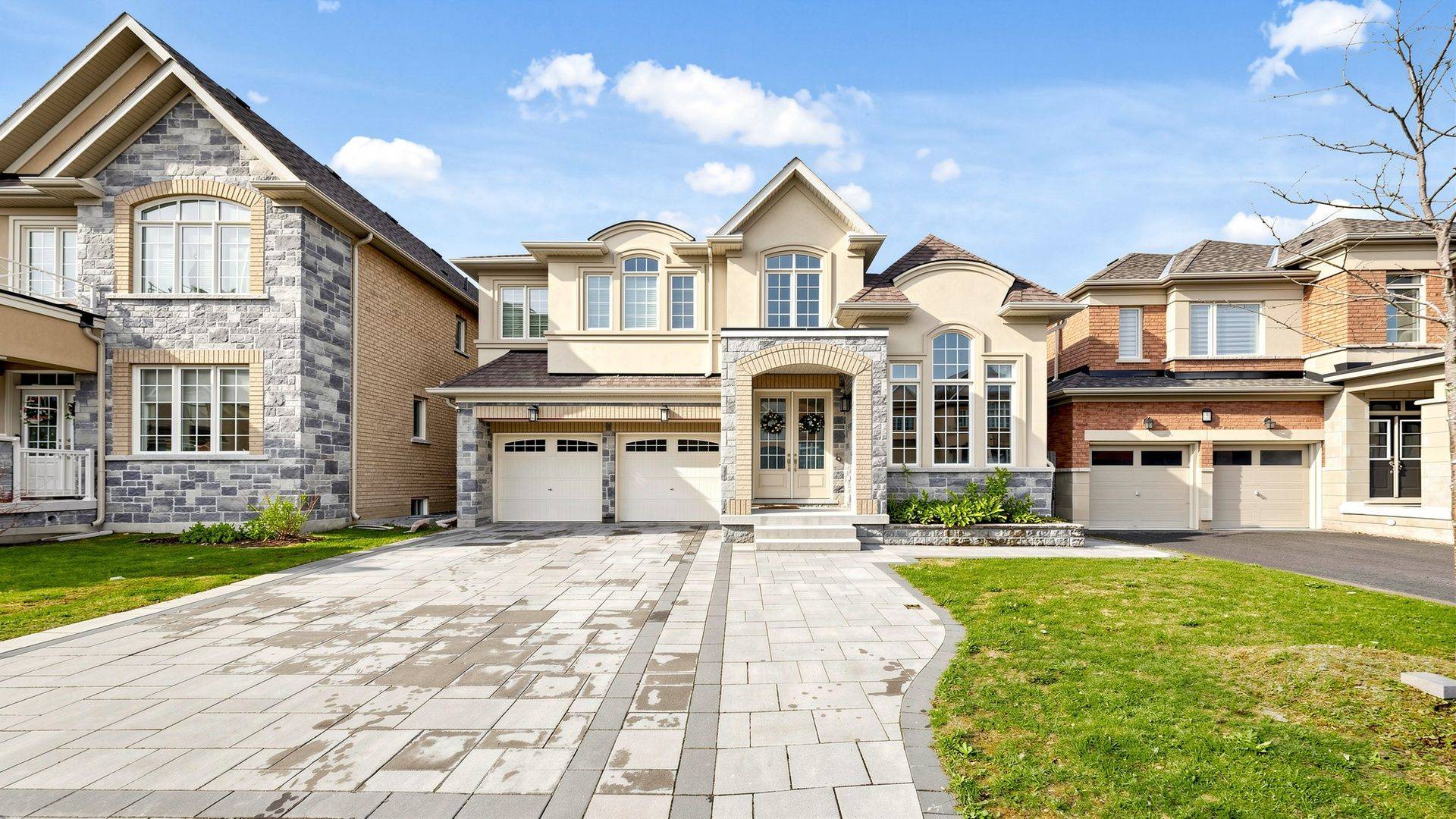 147 Ben Sinclair AVE, East Gwillimbury, ON L9N 0Z2