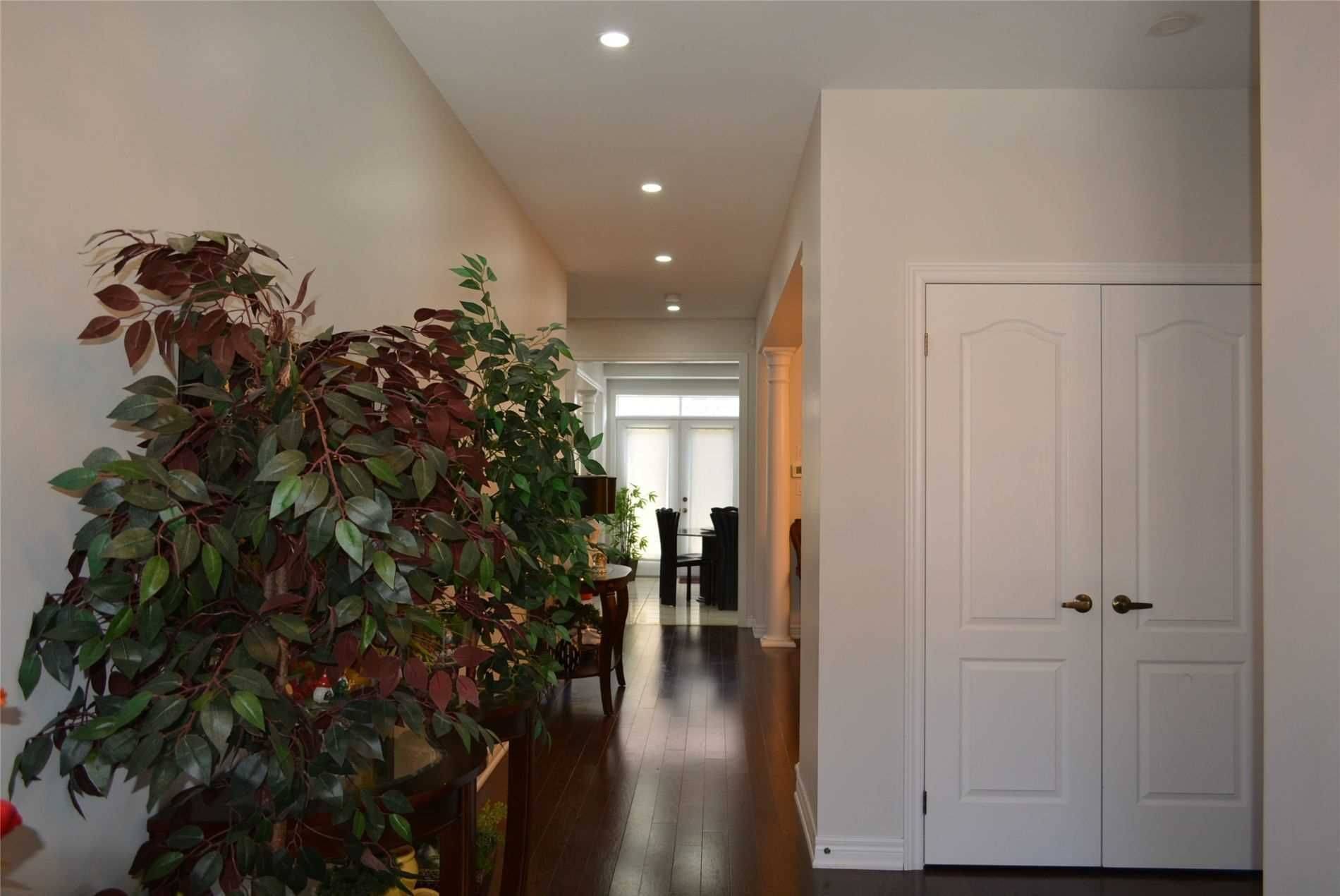 4640 Erwin RD, Burlington, ON L7M 0L6