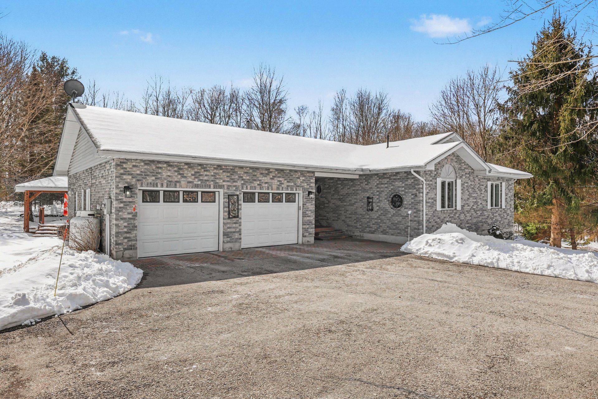 153 Mclaren DR, Drummond/north Elmsley, ON K7H 0H1