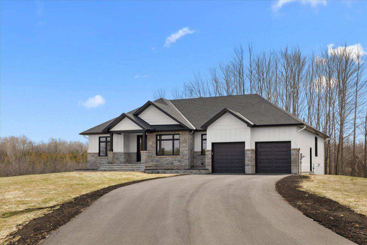 1160 Slater RD, North Grenville, ON K0G 1J0