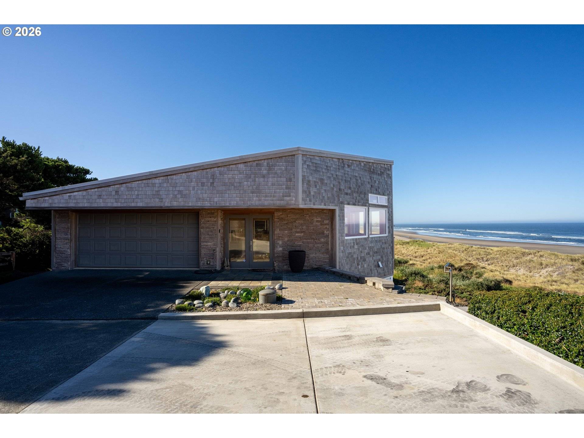 2770 WHALE WATCH WAY, Bandon, OR 97411