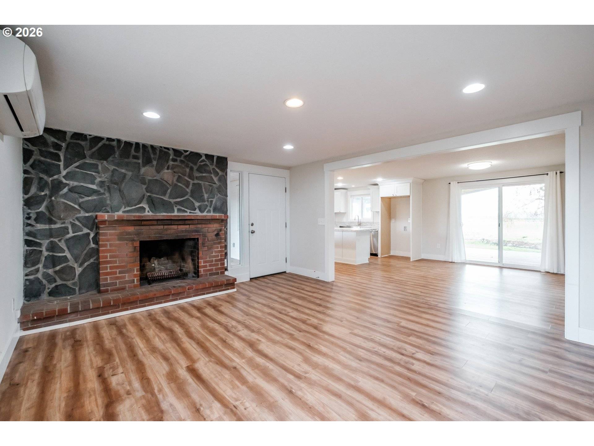 10471 Wagon RD NE, Mt Angel, OR 97362