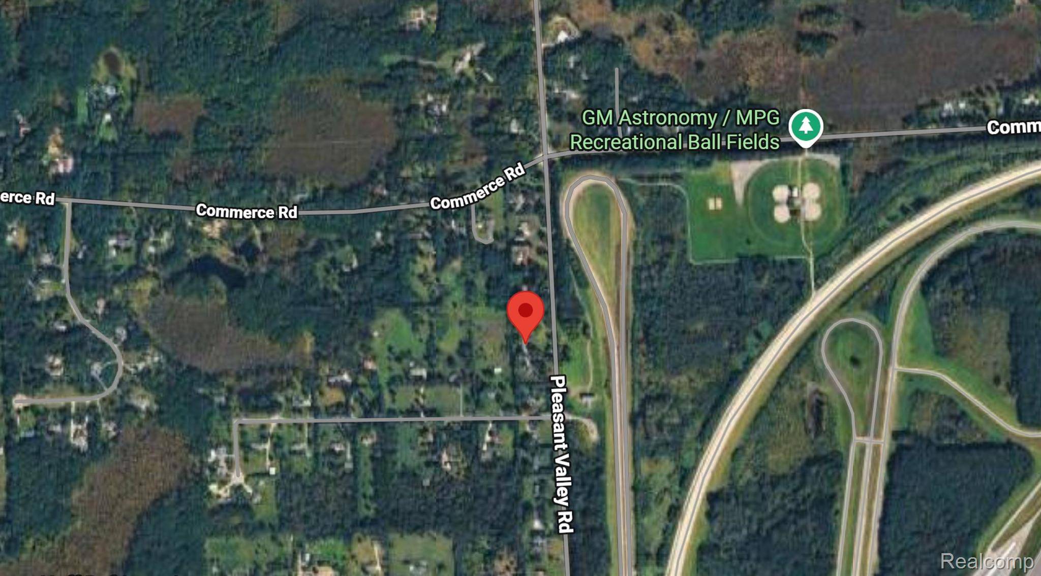 00 S Pleasant Valley, Brighton Township, MI 48380