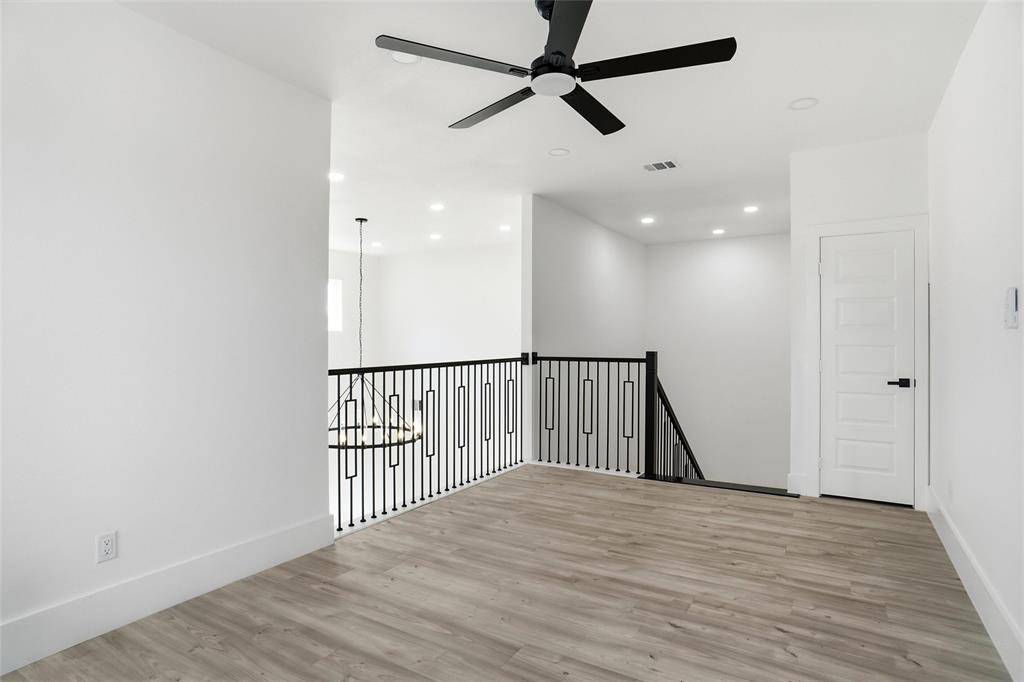 118 Willow Lane, Roanoke, TX 76262