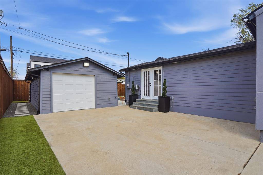 4527 Newmore Avenue, Dallas, TX 75209