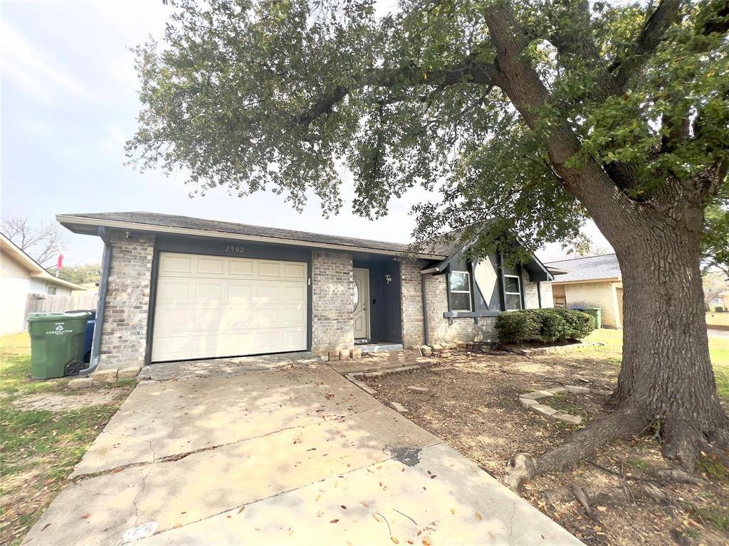 2902 Rayswood Drive, Carrollton, TX 75007