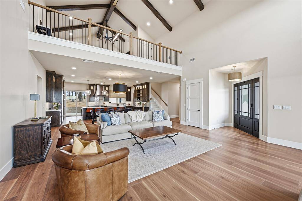 860 County Road 208, Gainesville, TX 76240