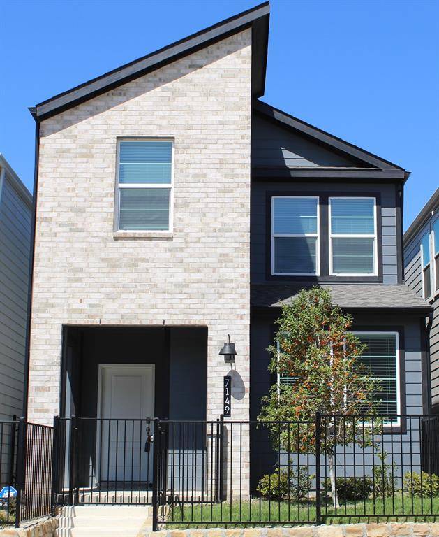 7149 Blue Jay Way, Richland Hills, TX 76118