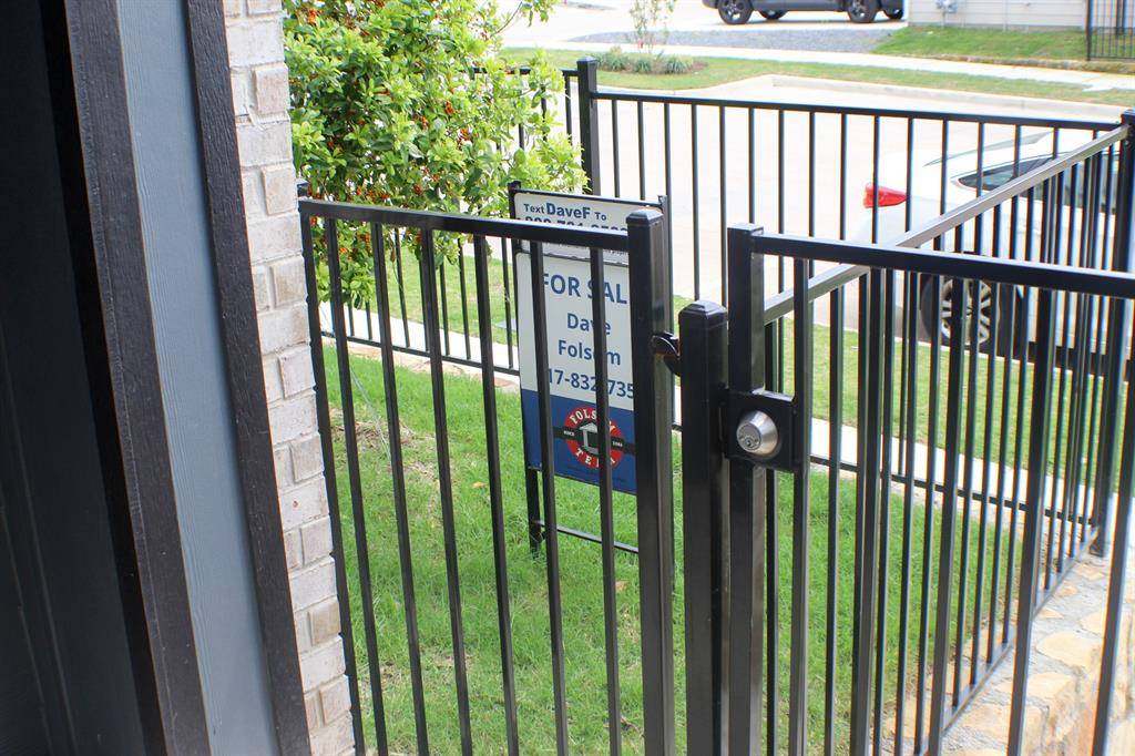 7149 Blue Jay Way, Richland Hills, TX 76118