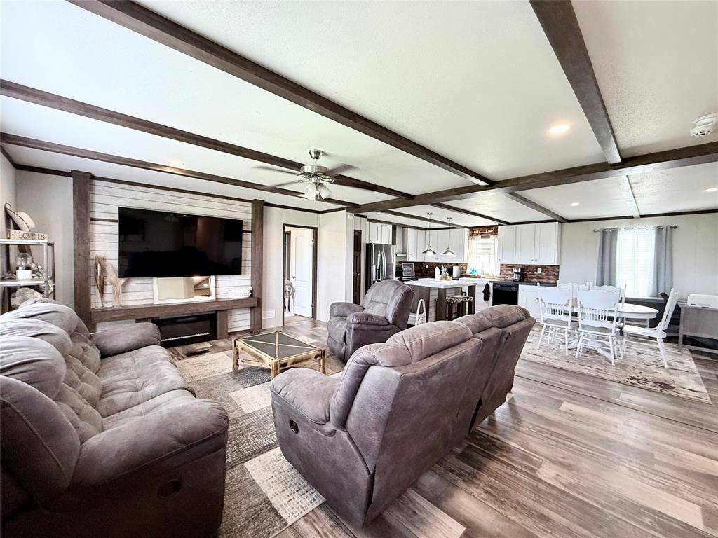 754 Bunk House Drive, Venus, TX 76084