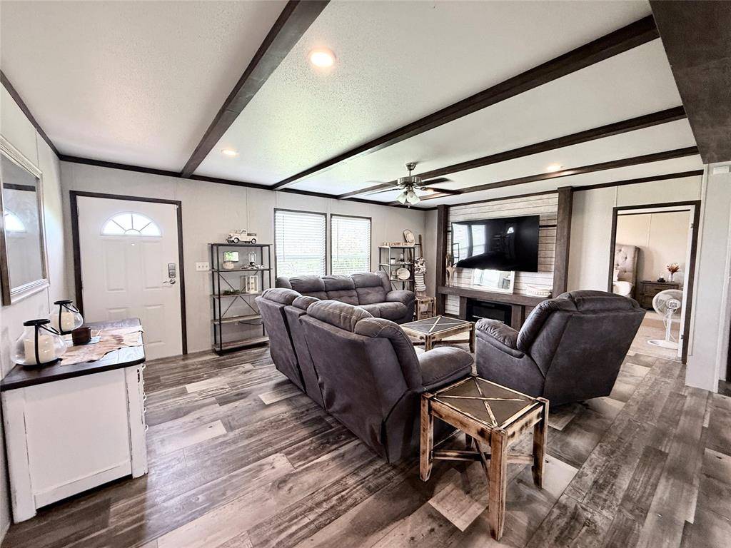 754 Bunk House Drive, Venus, TX 76084