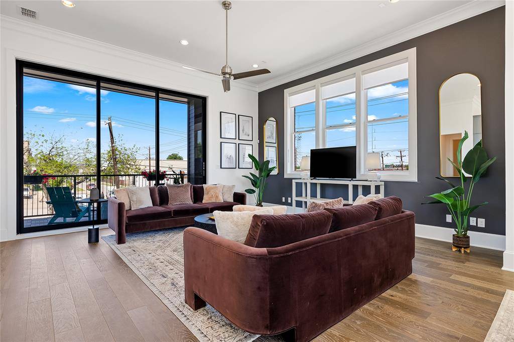 217 Carroll Street, Fort Worth, TX 76107