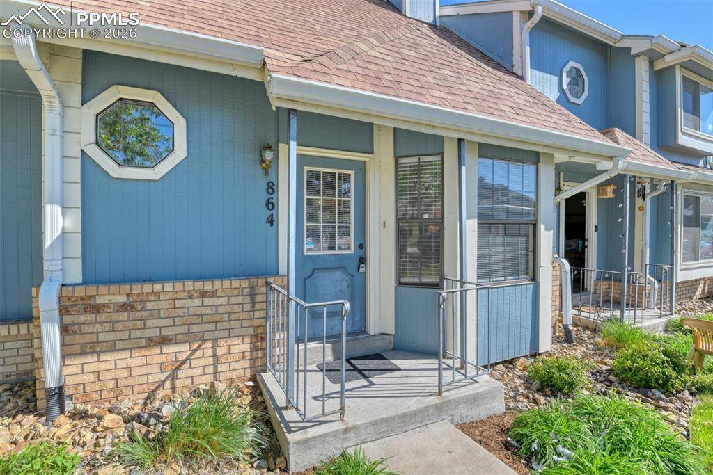 864 London Green WAY, Colorado Springs, CO 80906