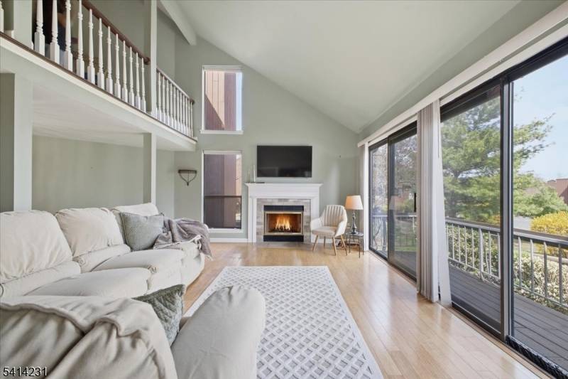 26 Bloomingdale Dr #1C, Hillsborough Twp., NJ 08844