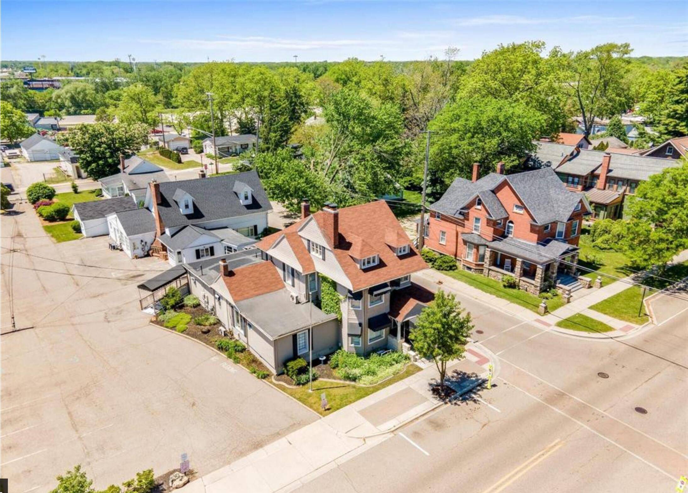 45199 Cass AVE, City Of Utica, MI 48317