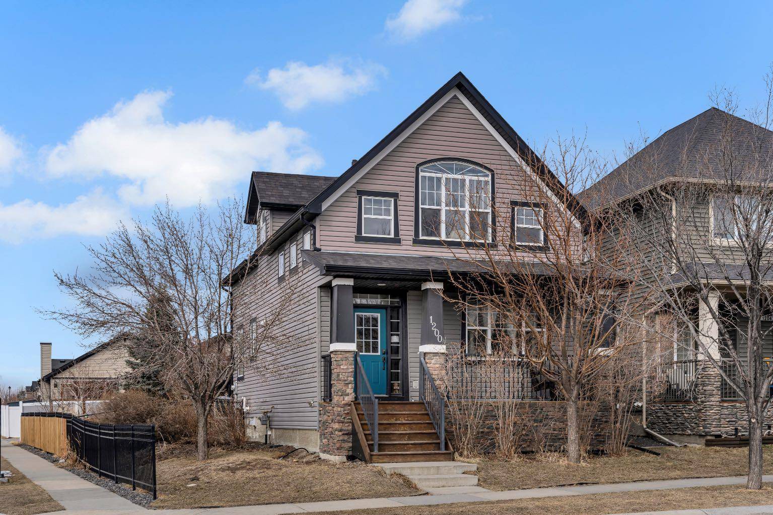 1200 Ravenswood DR SE, Airdrie, AB T4A 0G7