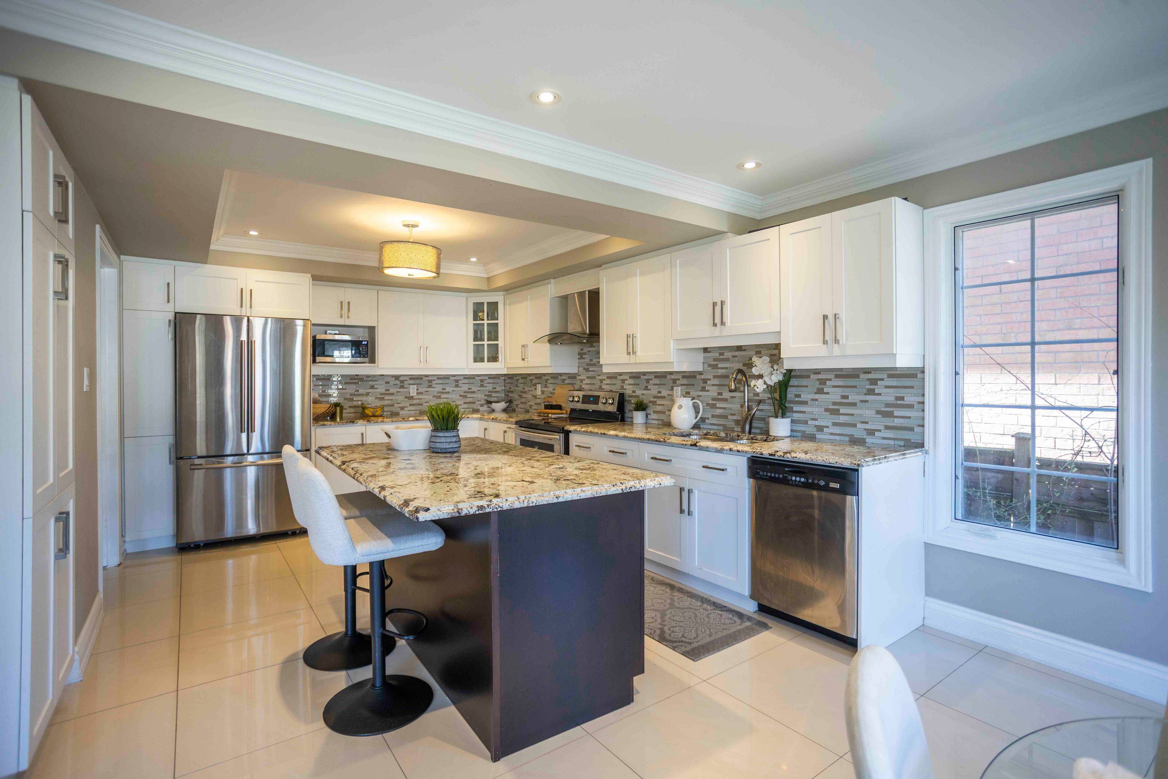 84 Bowles DR, Ajax, ON L1T 4B6