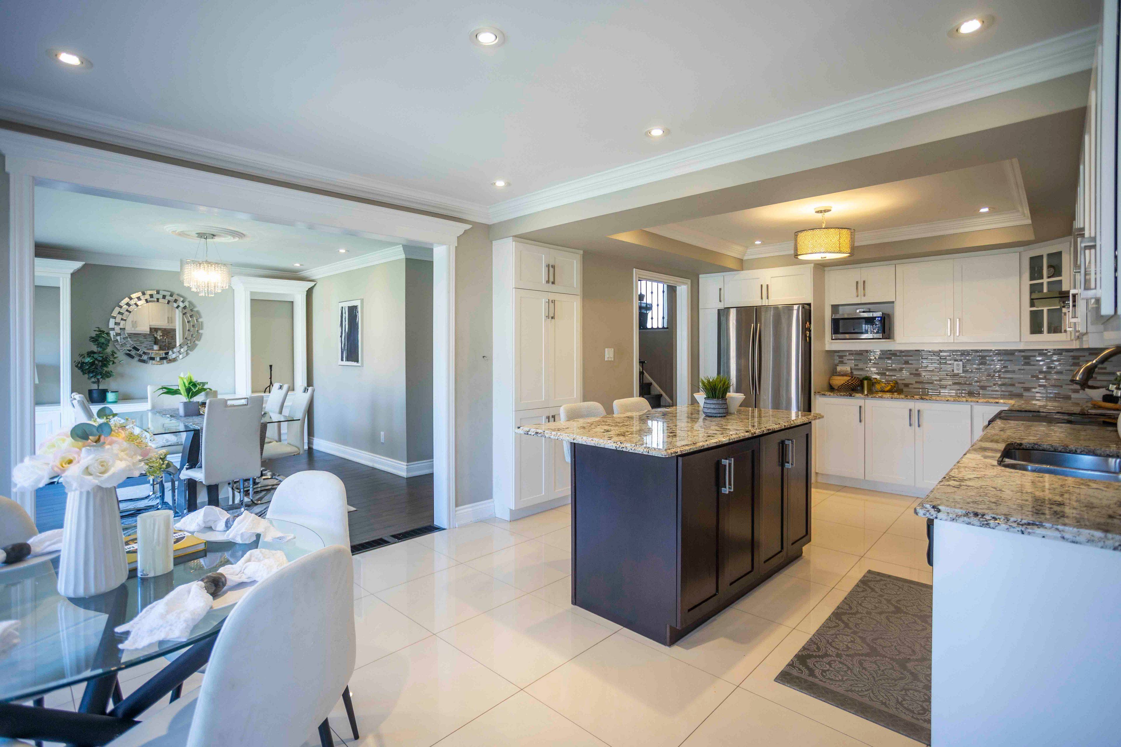 84 Bowles DR, Ajax, ON L1T 4B6