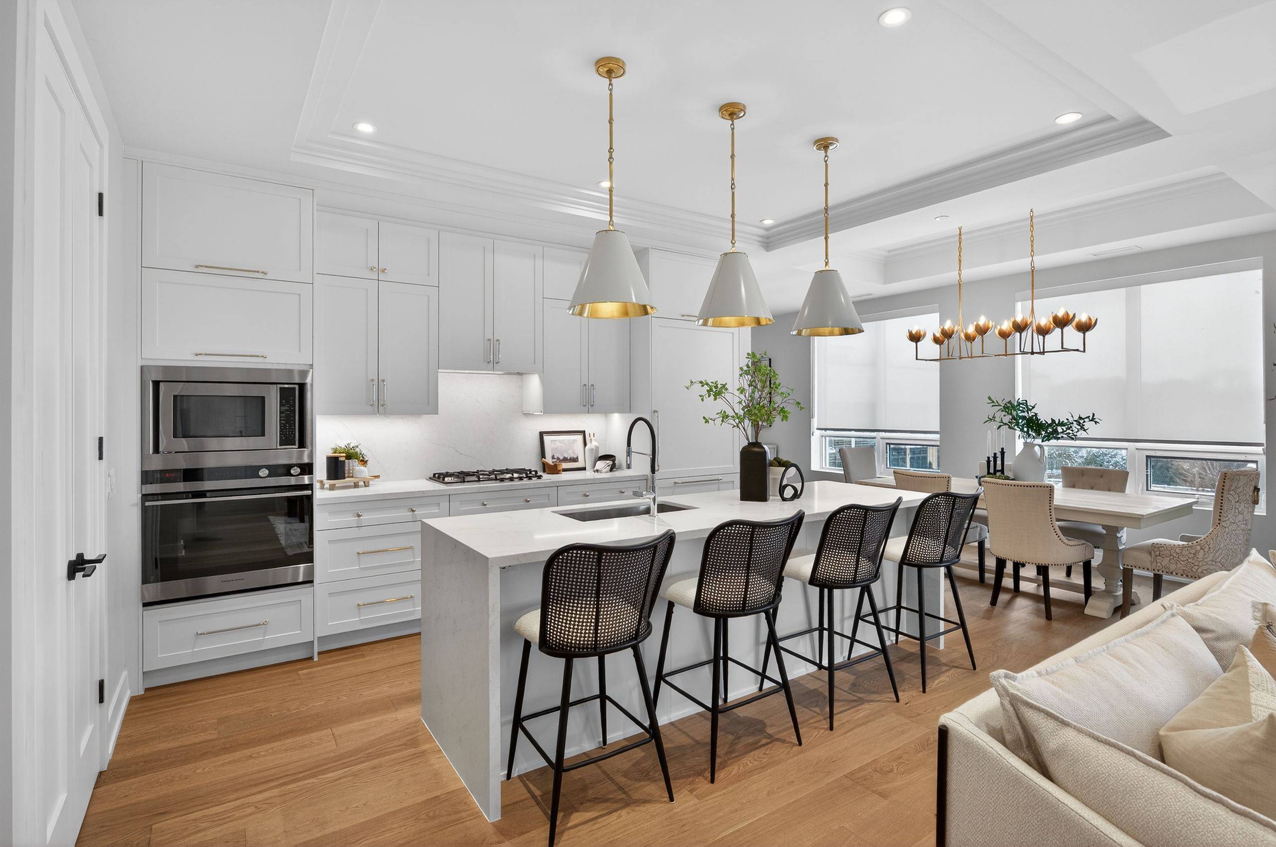 123 Maurice DR #401, Oakville, ON L6K 2W6