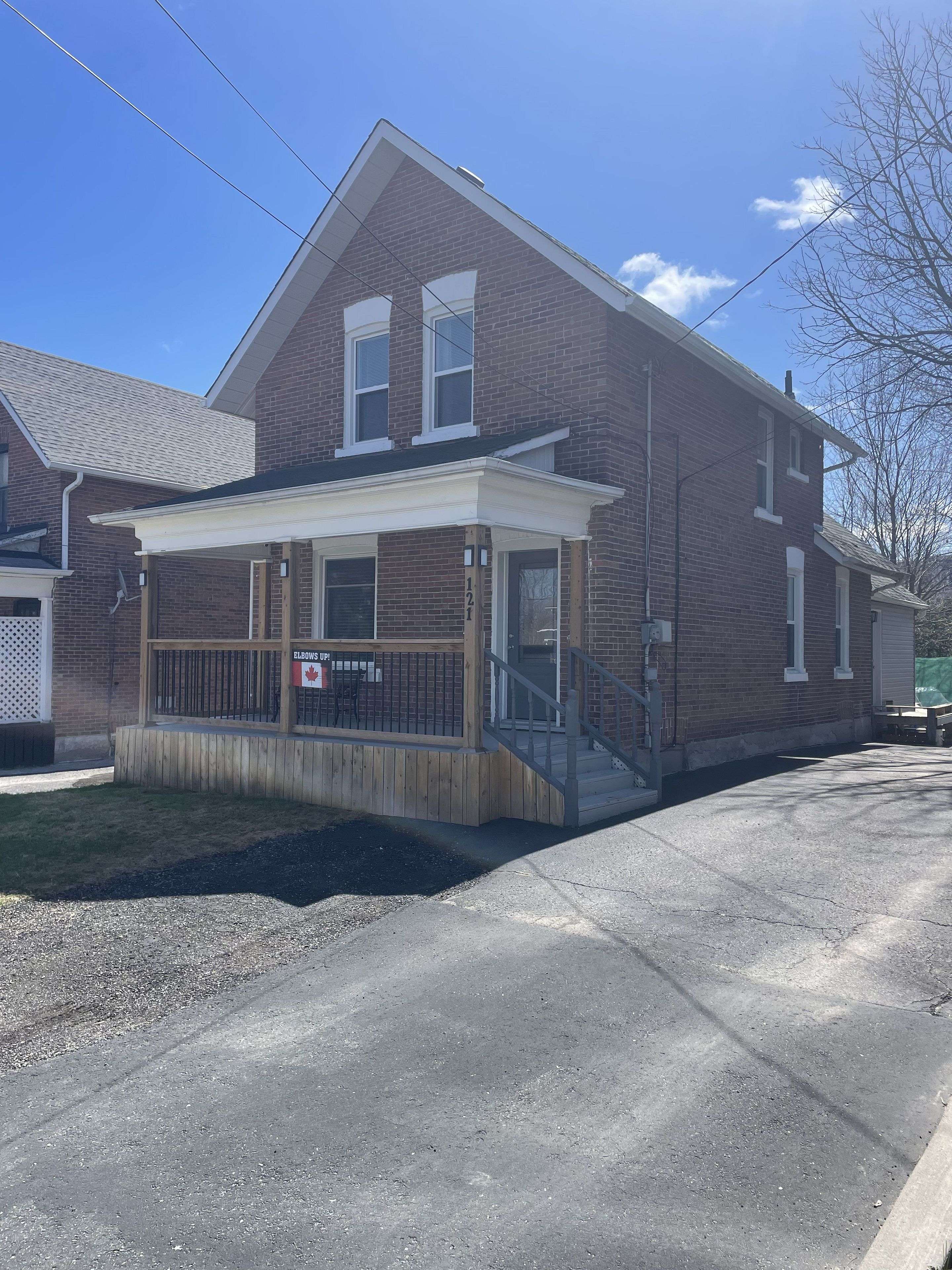 121 Durham ST W, Kawartha Lakes, ON K9V 2R3