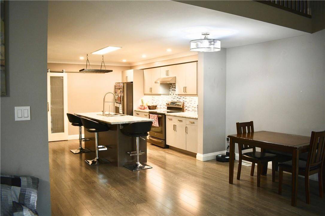 1 Chamberlain AVE #9, Ingersoll, ON N5C 0A3