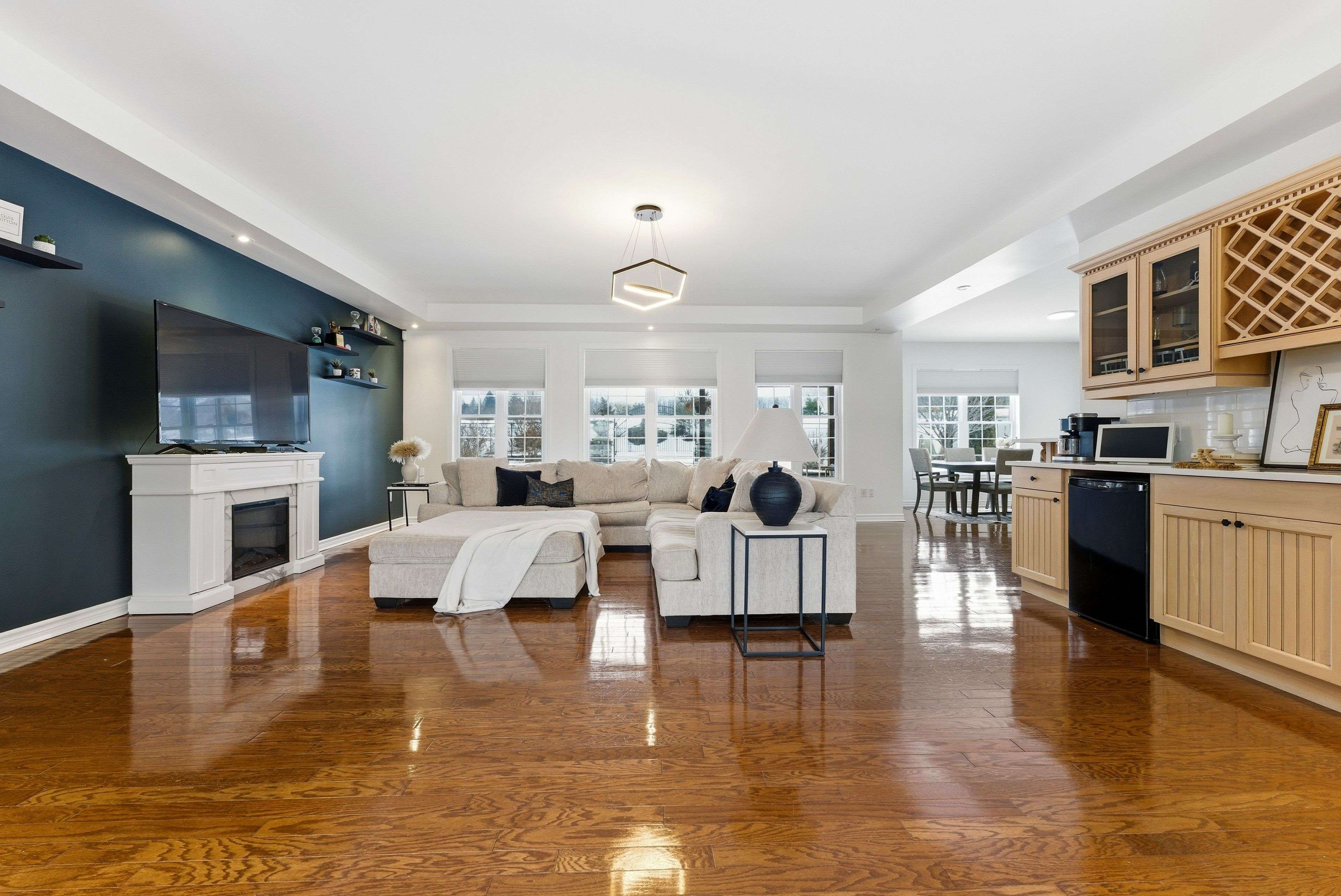 107 Country Charm DR, Belleville, ON K0K 2V0