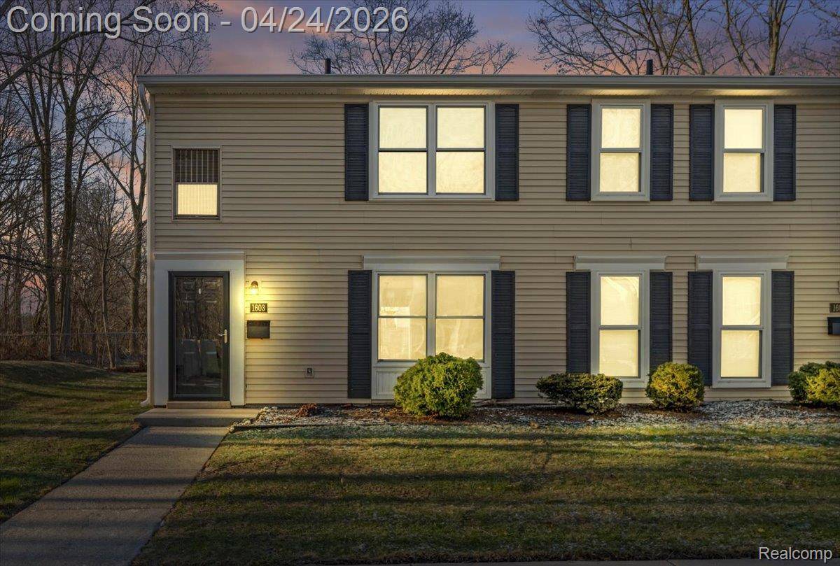 1603 Orchard DR, Canton Charter Township, MI 48188