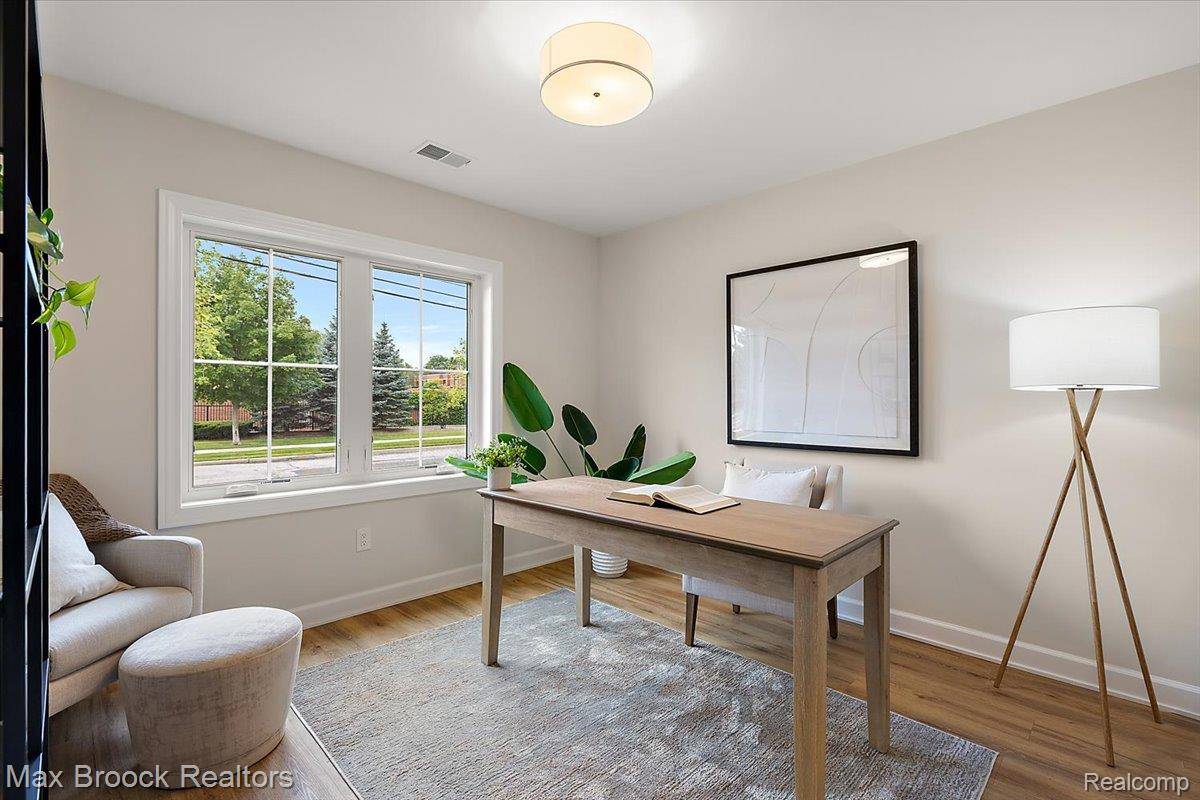 386 Notre Dame ST, Grosse Pointe, MI 48230