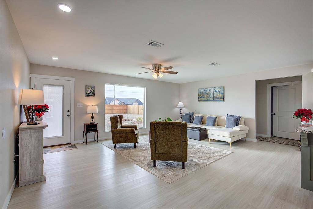 521 Private Road 24977, Brookston, TX 75421