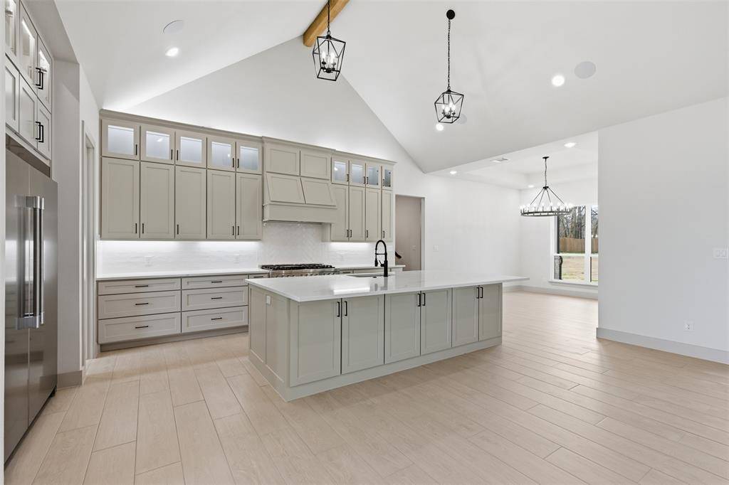 5832 Grey Wolf Court, Fort Worth, TX 76140