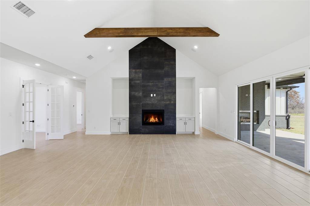 5833 Grey Wolf Court, Fort Worth, TX 76140