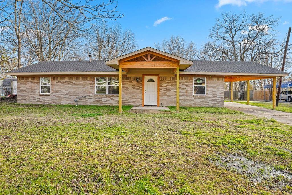 2247 W Sherman Street, Paris, TX 75460