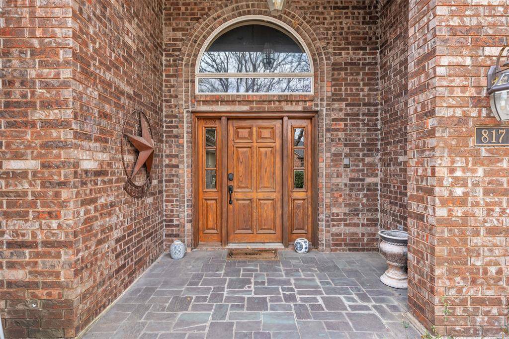 817 Turnberry Drive, Mansfield, TX 76063