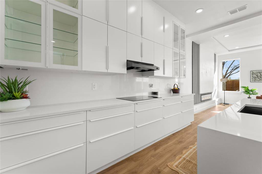 5204 Gibson Drive, The Colony, TX 75056