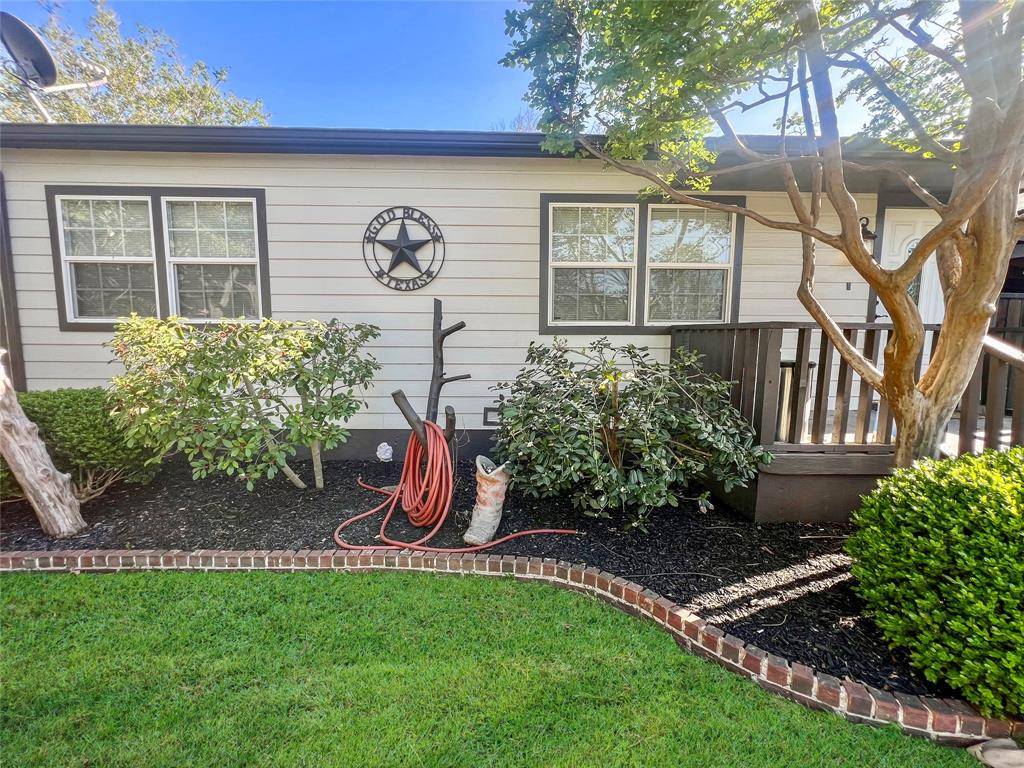 2212 Barlow Avenue, Dallas, TX 75224