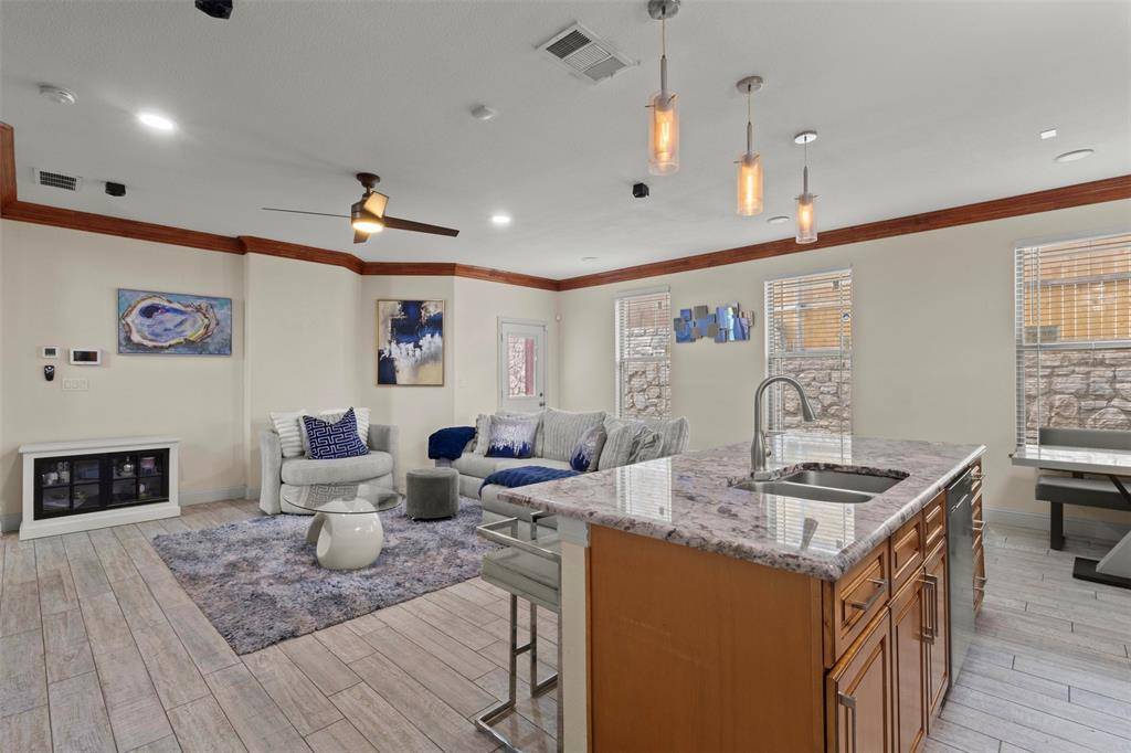 6929 Tessla Drive, Dallas, TX 75241