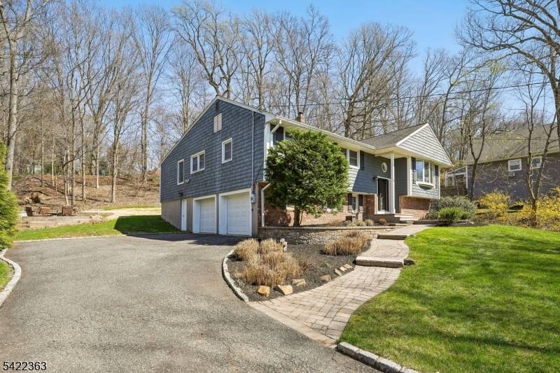 56 Cedar Green Ln, Berkeley Heights Twp., NJ 07922
