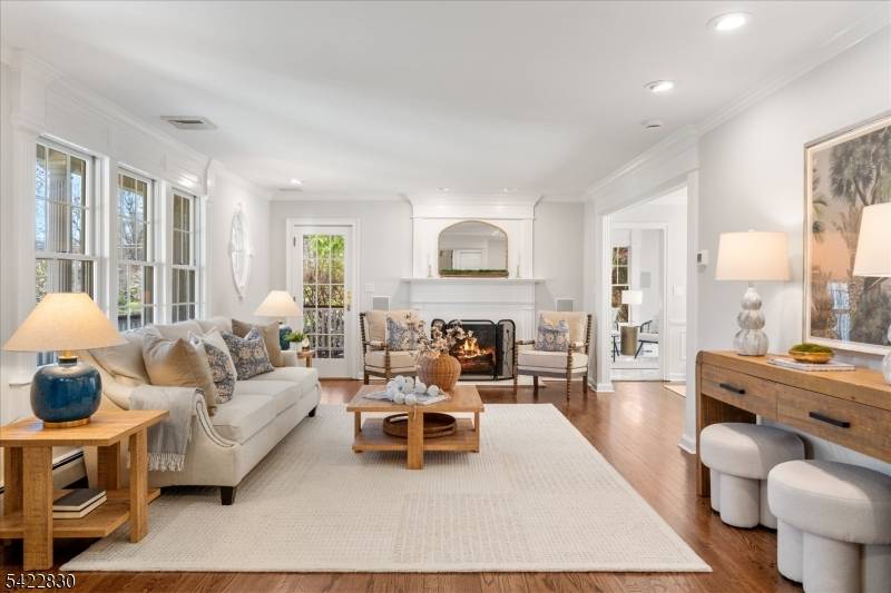 58 Rolling Hill Dr, Chatham Twp., NJ 07928