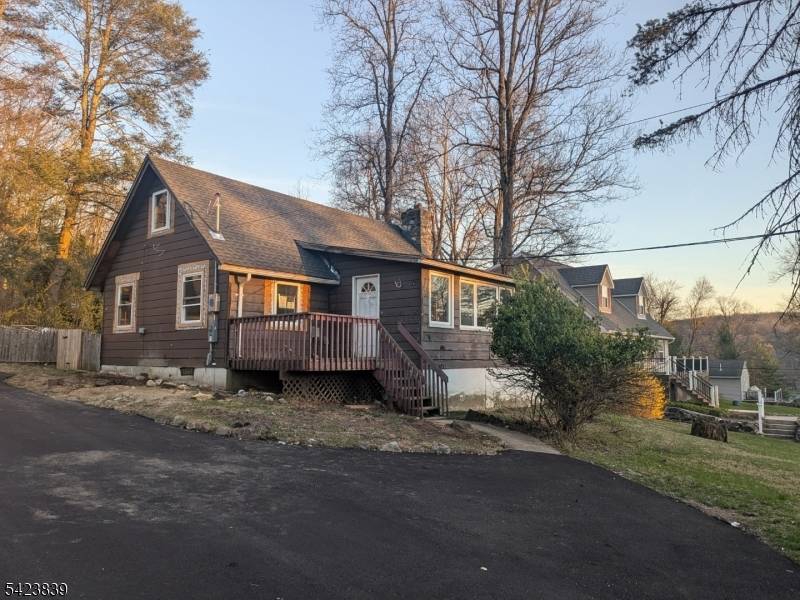 18 Wallkill Dr, Vernon Twp., NJ 07461