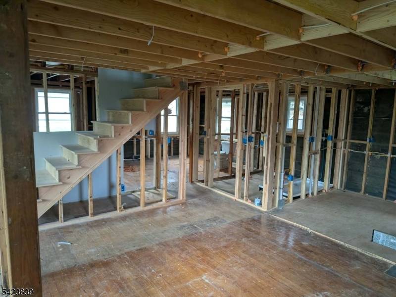 18 Wallkill Dr, Vernon Twp., NJ 07461