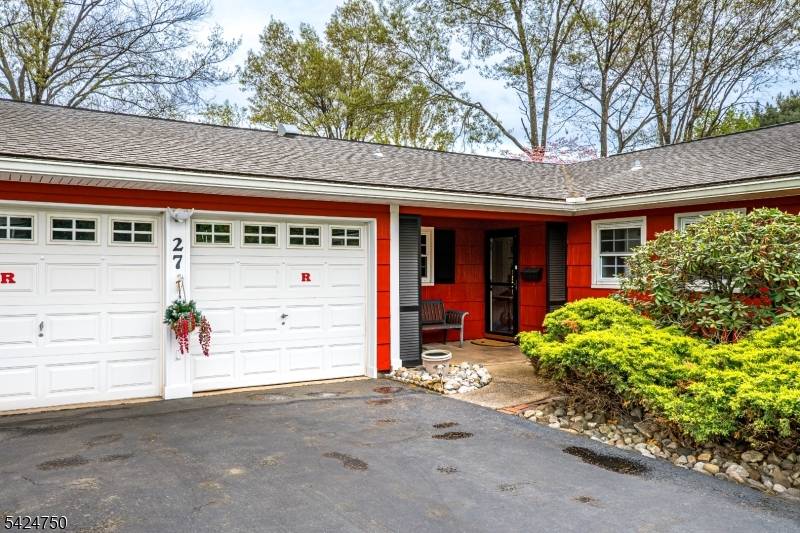 27 Landry Rd, Franklin Twp., NJ 08873