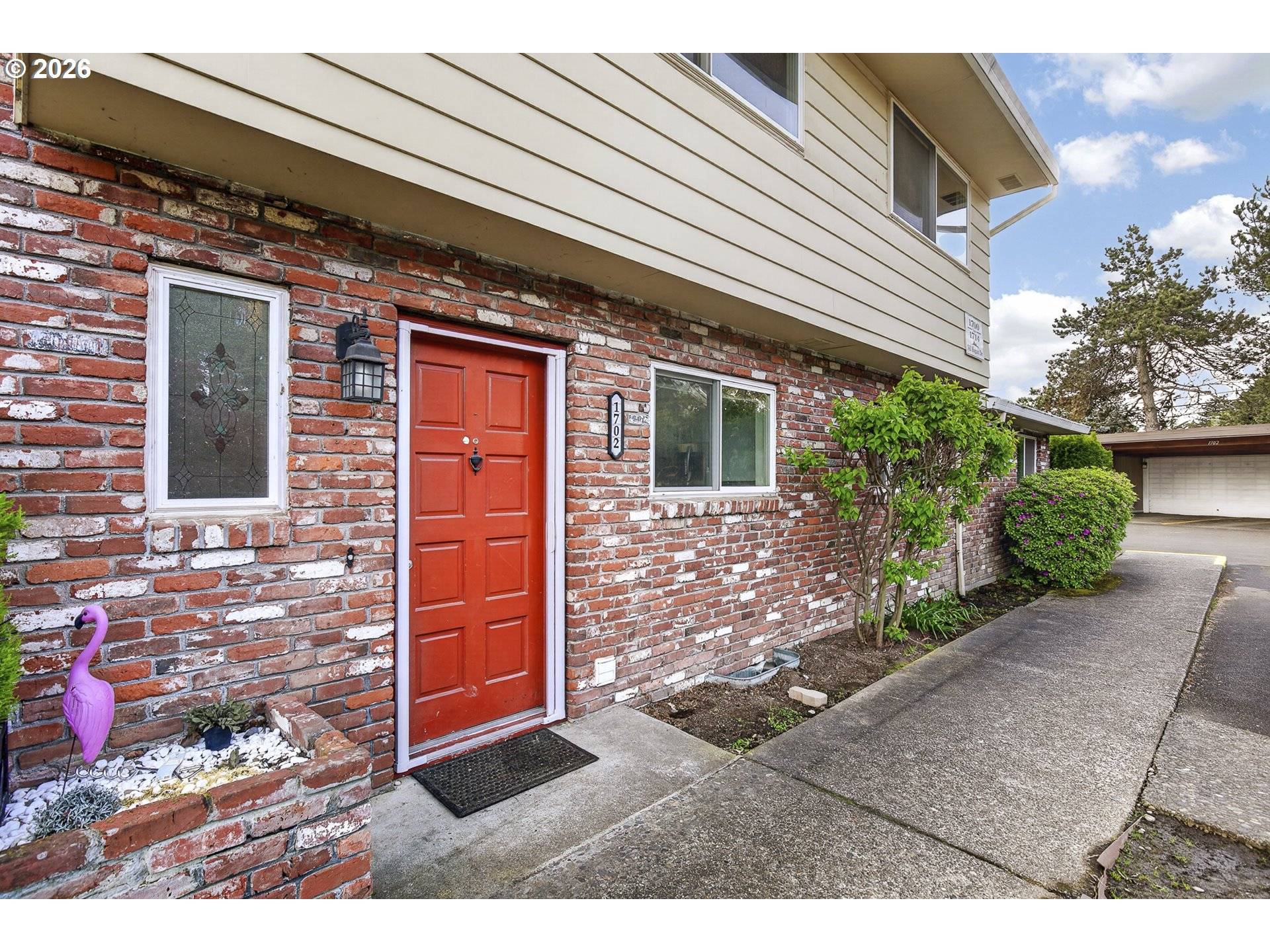 1702 NE HOGAN DR, Gresham, OR 97030