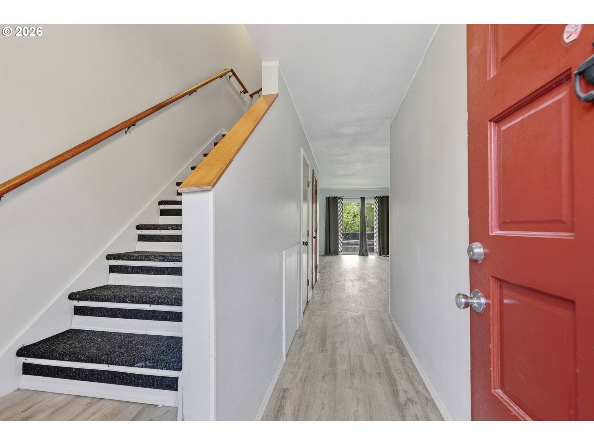 1702 NE HOGAN DR, Gresham, OR 97030